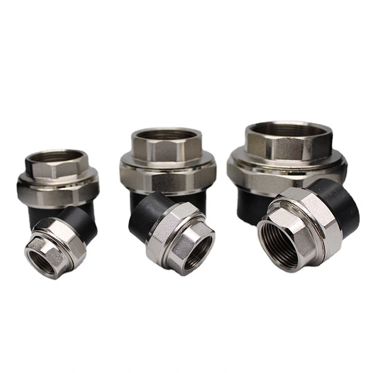 Accoppiamento filettato HDPE per una connessione rapida